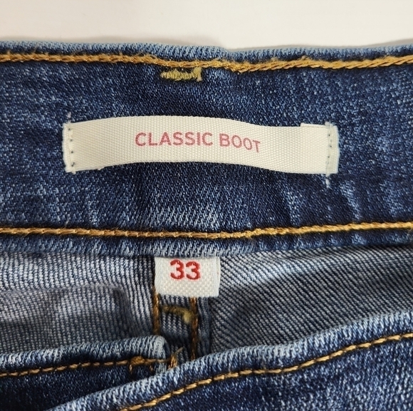 Levi's Classic Bootcut Denim Jeans - Picture 6 of 6